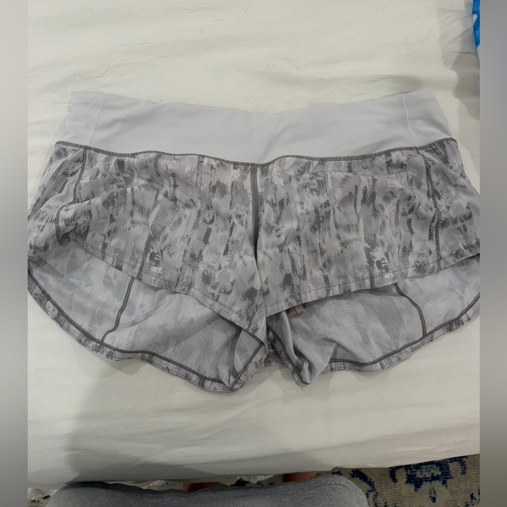 Lululemon Speed Up shorts